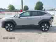 2024 Hyundai Kona SEL с VIN KM8HBCAB1RU096124, выставлен на аукционе IAAI как лот 42904719 с пробегом 26 550 миль миль и . История ставок и продаж доступна на DreamBid. Изображение 15.