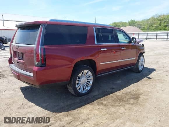 2018 Cadillac Escalade ESV Platinum с VIN 1GYS4KKJXJR270598, выставлен на аукционе IAAI как лот 42238452 с пробегом 60 194 миль миль и . История ставок и продаж доступна на DreamBid. Изображение 4.