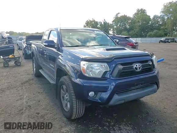 2013 Toyota Tacoma with VIN 5TFUU4EN3DX075564, listed as a Copart auction lot 81428955 with 103,161 mi miles and Salvage title. Bid and sale history available at DreamBid. Image 13.