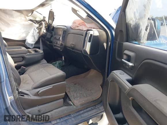 2017 Chevrolet Silverado 1500 LT с VIN 1GCVKREC0HZ243287, выставлен на аукционе IAAI как лот 40652538 с пробегом Не указан миль и . История ставок и продаж доступна на DreamBid. Изображение 5.