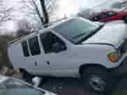 2003 Ford Econoline Cargo z VIN 1FTSE34L43HA46713, wystawiony jako IAAI lot #41193046 z przebiegiem 346 351 mil mil oraz . Historia ofert i sprzedaży dostępna na DreamBid. Obrazek 12.