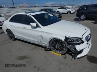 2019 Mercedes-Benz C 300 с VIN 55SWF8DB5KU291648, выставлен на аукционе IAAI как лот 43221247 с пробегом 50 400 миль миль и . История ставок и продаж доступна на DreamBid. Изображение 1.