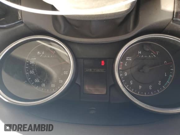 2011 Jeep Grand Cherokee Laredo с VIN 1J4RR4GG2BC617838, выставлен на аукционе Copart как лот 72069035 с пробегом 186 984 миль миль и Списание • Salvage title. История ставок и продаж доступна на DreamBid. Изображение 9.