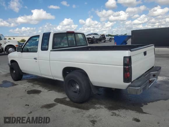 1997 Nissan Frontier XE z VIN 1N6SD16S0VC375529, wystawiony jako Copart lot #86494775 z przebiegiem 213 277 mil mil oraz Szkoda całkowita • Salvage title. Historia ofert i sprzedaży dostępna na DreamBid. Obrazek 2.