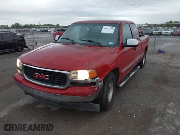 2002 GMC Sierra 1500 SLE с VIN 2GTEC19V521183775, выставлен на аукционе IAAI как лот 41952193 с пробегом 255 712 миль миль и . История ставок и продаж доступна на DreamBid. Изображение 6.