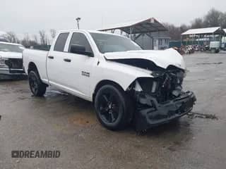 2016 Ram 1500 Express z VIN 1C6RR6FG0GS108211, wystawiony jako IAAI lot #41865011 z przebiegiem 185 518 mil mil oraz . Historia ofert i sprzedaży dostępna na DreamBid. Obrazek 1.