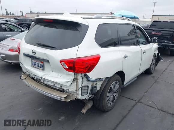 2019 Nissan Pathfinder SL with VIN 5N1DR2MN4KC627340, listed as a IAAI auction lot 42726239 with 95,557 mi miles and . Bid and sale history available at DreamBid. Image 4.