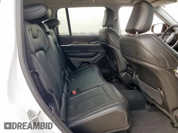 2024 Jeep Grand Cherokee Limited with VIN 1C4RJHBGXRC704585, listed as a Copart auction lot 80635165 with 31,285 mi miles and Salvage title. Bid and sale history available at DreamBid. Image 11.