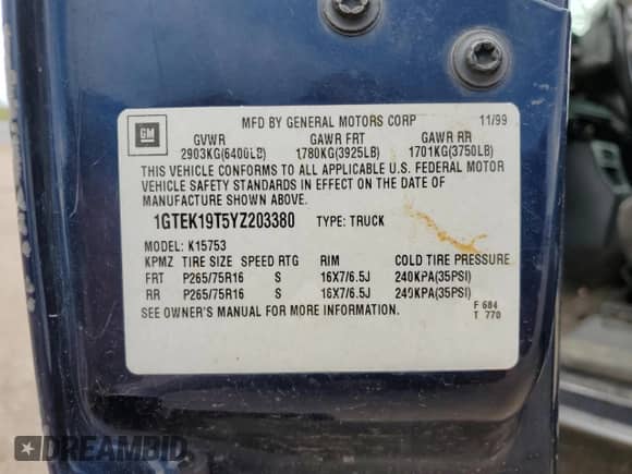 2000 GMC Sierra 1500 SLE with VIN 1GTEK19T5YZ203380, listed as a Copart auction lot 64324535 with Not provided miles and Non repairable. Bid and sale history available at DreamBid. Image 12.