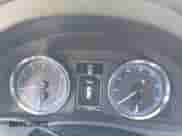 2019 Toyota Corolla L z VIN 2T1BURHE8KC240794, wystawiony jako IAAI lot #42922021 z przebiegiem 117 801 mil mil oraz . Historia ofert i sprzedaży dostępna na DreamBid. Obrazek 7.