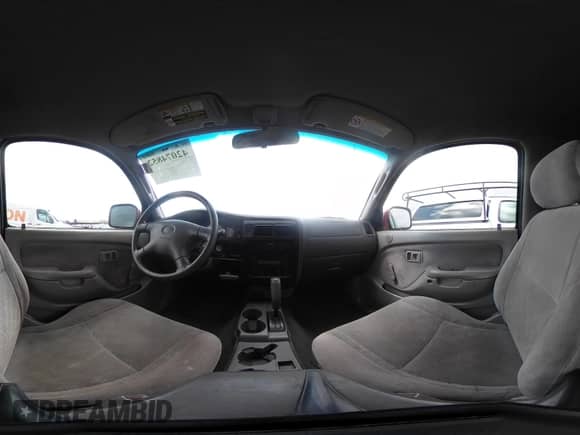 2004 Toyota Tacoma PreRunner z VIN 5TESM92N04Z402813, wystawiony jako IAAI lot #42074852 z przebiegiem 164 996 mil mil oraz . Historia ofert i sprzedaży dostępna na DreamBid. Obrazek 18.