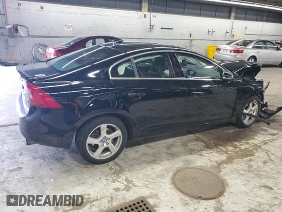 2012 Volvo S60 T5 с VIN YV1622FS3C2117406, выставлен на аукционе Copart как лот 71000155 с пробегом Не указан миль и Списание • Salvage title. История ставок и продаж доступна на DreamBid. Изображение 3.