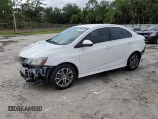 2017 Chevrolet Sonic LT with VIN 1G1JD5SHXH4138392, listed as a Copart auction lot 80538805 with 134,746 mi miles and Salvage title. Bid and sale history available at DreamBid. Image 1.