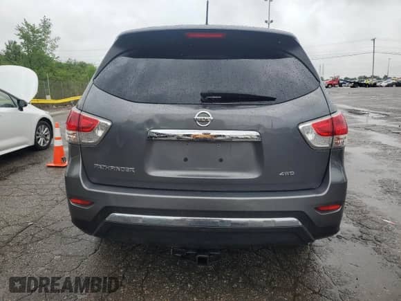 2016 Nissan Pathfinder S with VIN 5N1AR2MM0GC633380, listed as a Copart auction lot 64070605 with 127,892 mi miles and Clean title. Bid and sale history available at DreamBid. Image 6.