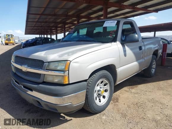 2005 Chevrolet Silverado 1500 Work Truck with VIN 1GCEC14X85Z246758, listed as a IAAI auction lot 43175816 with 199,824 mi miles and . Bid and sale history available at DreamBid. Image 2.