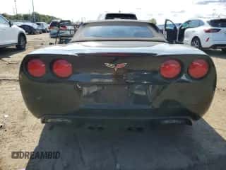 2006 Chevrolet Corvette с VIN 1G1YY36U865125842, выставлен на аукционе Copart как лот 71679785 с пробегом 77 772 миль миль и Чистый • Clean title. История ставок и продаж доступна на DreamBid. Изображение 6.