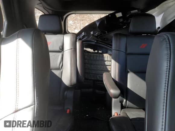 2025 Dodge Durango GT Plus with VIN 1C4RDJDG1SC504275, listed as a Copart auction lot 44205795 with 1,350 mi miles and Salvage title. Bid and sale history available at DreamBid. Image 10.