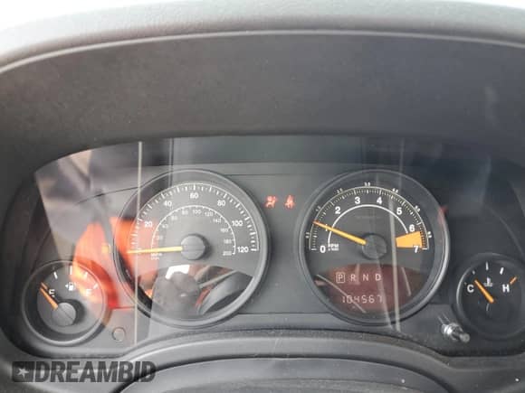 2016 Jeep Compass Sport с VIN 1C4NJDBB6GD510963, выставлен на аукционе Copart как лот 81392215 с пробегом 104 567 миль миль и Списание • Salvage title. История ставок и продаж доступна на DreamBid. Изображение 9.