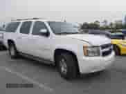 2011 Chevrolet Suburban LT с VIN 1GNSKJE30BR216805, выставлен на аукционе IAAI как лот 42438652 с пробегом 265 350 миль миль и . История ставок и продаж доступна на DreamBid. Изображение 1.