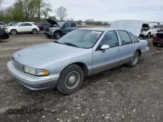 1994 Chevrolet Caprice LS с VIN 1G1BN52PXRR110752, выставлен на аукционе Copart как лот 52323495 с пробегом 234 402 миль миль и Списание • Salvage title. История ставок и продаж доступна на DreamBid. Изображение 1.