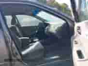 2001 Honda Accord LX z VIN 1HGCG66521A022612, wystawiony jako IAAI lot #39372406 z przebiegiem Nie podano mil oraz . Historia ofert i sprzedaży dostępna na DreamBid. Obrazek 5.