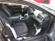 2018 Toyota Camry SE z VIN 4T1B11HK8JU541000, wystawiony jako IAAI lot #42759084 z przebiegiem 54 273 mil mil oraz . Historia ofert i sprzedaży dostępna na DreamBid. Obrazek 5.