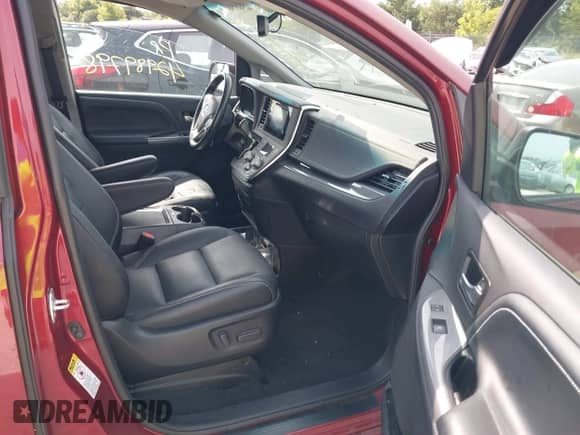 2017 Toyota Sienna SE with VIN 5TDXZ3DC8HS897684, listed as a IAAI auction lot 42989798 with 48,065 mi miles and . Bid and sale history available at DreamBid. Image 5.