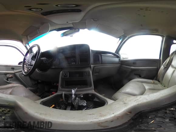 2004 Chevrolet Suburban LS z VIN 1GNFK16Z24J212700, wystawiony jako IAAI lot #41732568 z przebiegiem Nie podano mil oraz . Historia ofert i sprzedaży dostępna na DreamBid. Obrazek 18.