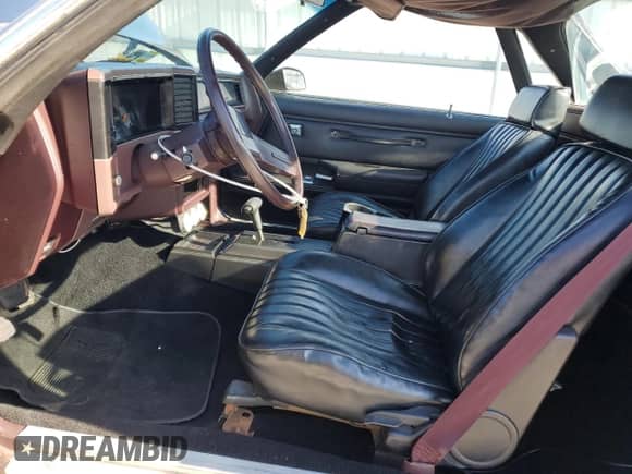 1986 Chevrolet El Camino SS с VIN 3GCCW80H5GS908902, выставлен на аукционе Copart как лот 41484435 с пробегом 37 883 миль миль и Чистый • Clean title. История ставок и продаж доступна на DreamBid. Изображение 7.