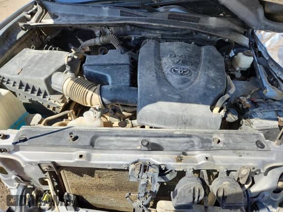 2020 Toyota Tacoma SR5 z VIN 3TMCZ5AN1LM311240, wystawiony jako Copart lot #85188965 z przebiegiem 149 027 mil mil oraz Szkoda całkowita • Salvage title. Historia ofert i sprzedaży dostępna na DreamBid. Obrazek 11.