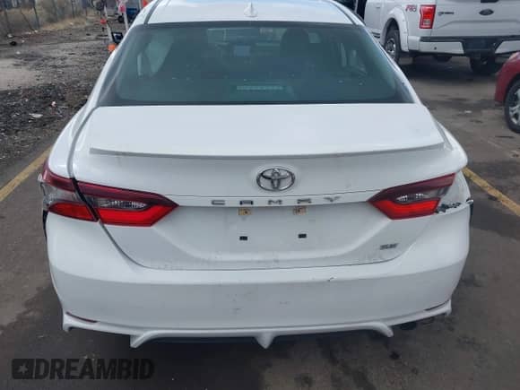 2023 Toyota Camry SE с VIN 4T1G11AK6PU813746, выставлен на аукционе IAAI как лот 41210012 с пробегом 34 717 миль миль и . История ставок и продаж доступна на DreamBid. Изображение 16.