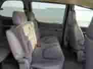 2000 Dodge Caravan SE z VIN 2B4GP45G2YR702617, wystawiony jako Copart lot #87403154 z przebiegiem Nie podano mil oraz Szkoda całkowita • Salvage title. Historia ofert i sprzedaży dostępna na DreamBid. Obrazek 11.