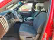 2022 Ram 1500 Warlock z VIN 1C6RR7LG6NS215822, wystawiony jako Copart lot #69043305 z przebiegiem 70 845 mil mil oraz Szkoda całkowita • Salvage title. Historia ofert i sprzedaży dostępna na DreamBid. Obrazek 7.