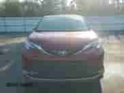 2023 Toyota Sienna Limited с VIN 5TDZSKFC6PS078367, выставлен на аукционе Copart как лот 71167205 с пробегом 43 625 миль миль и Списание • Salvage title. История ставок и продаж доступна на DreamBid. Изображение 5.