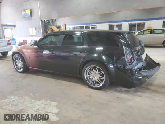 2005 Dodge Magnum SE with VIN 2D4FV48T25H161344, listed as a Copart auction lot 68303715 with 95,064 mi miles and Salvage title. Bid and sale history available at DreamBid. Image 2.