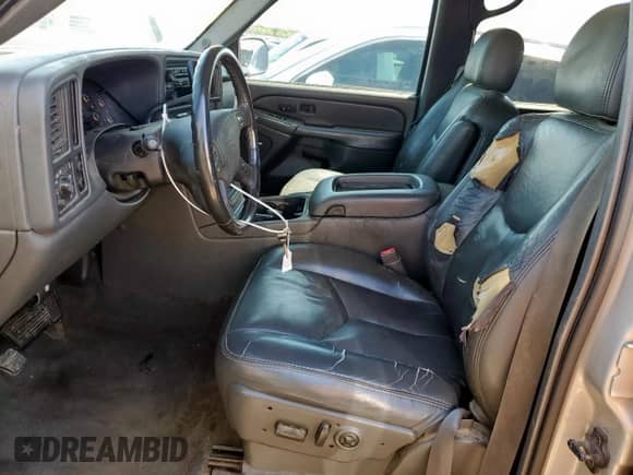 2004 Chevrolet Avalanche с VIN 3GNEC12T14G172377, выставлен на аукционе Copart как лот 51379175 с пробегом 246 815 миль миль и Чистый • Clean title. История ставок и продаж доступна на DreamBid. Изображение 7.