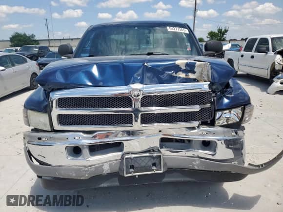 2001 Dodge 1500 with VIN 3B7HC13Z61M581643, listed as a Copart auction lot 64277555 with 60,567 mi miles and Salvage title. Bid and sale history available at DreamBid. Image 5.