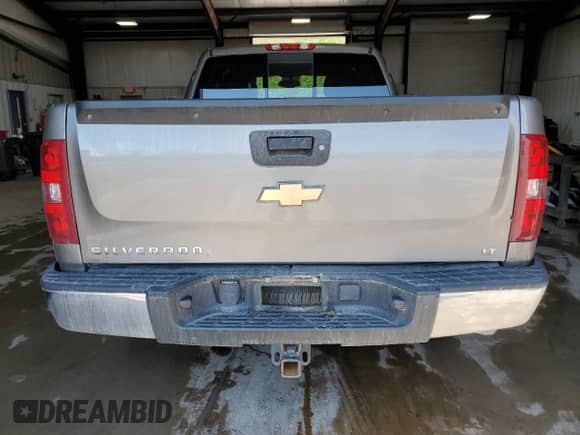 2007 Chevrolet Silverado 1500 2LT с VIN 1GCEK19J87E507890, выставлен на аукционе Copart как лот 54205995 с пробегом 131 642 миль миль и Списание • Salvage title. История ставок и продаж доступна на DreamBid. Изображение 6.