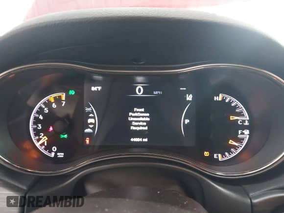 2020 Jeep Grand Cherokee Limited X z VIN 1C4RJFBT6LC185530, wystawiony jako IAAI lot #42656641 z przebiegiem 44 664 mil mil oraz . Historia ofert i sprzedaży dostępna na DreamBid. Obrazek 7.