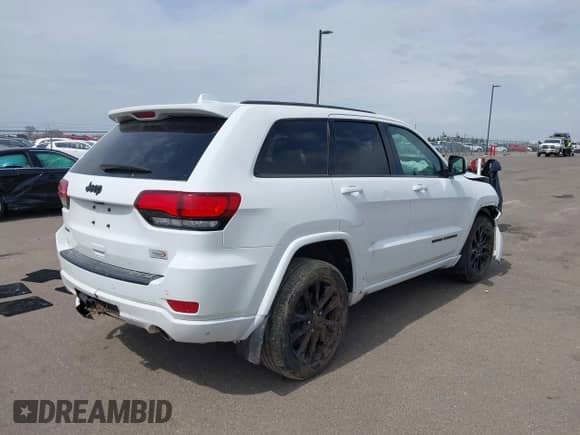 2021 Jeep Grand Cherokee Laredo E z VIN 1C4RJFAGXMC516180, wystawiony jako IAAI lot #41965710 z przebiegiem 47 797 mil mil oraz . Historia ofert i sprzedaży dostępna na DreamBid. Obrazek 4.