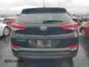 2016 Hyundai Tucson SE z VIN KM8J33A43GU094114, wystawiony jako Copart lot #81971795 z przebiegiem 131 351 mil mil oraz Szkoda całkowita • Salvage title. Historia ofert i sprzedaży dostępna na DreamBid. Obrazek 6.