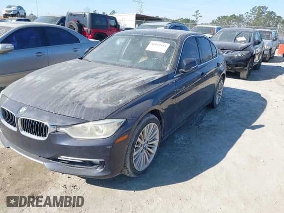 2014 BMW 3 Series 335i с VIN WBA3A9C54EF477943, выставлен на аукционе IAAI как лот 41632554 с пробегом 102 273 миль миль и . История ставок и продаж доступна на DreamBid. Изображение 2.