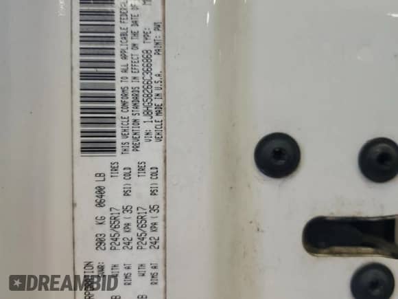 2006 Jeep Commander Limited with VIN 1J8HG58266C366868, listed as a Copart auction lot 90660845 with 181,471 mi miles and Salvage title. Bid and sale history available at DreamBid. Image 13.