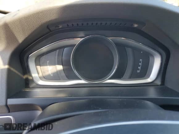 2015 Volvo S60 T5 Drive-E Premier with VIN YV126MFK7F1336135, listed as a Copart auction lot 71584045 with Not provided miles and Clean title. Bid and sale history available at DreamBid. Image 9.