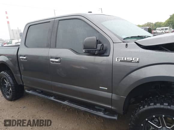 2017 Ford F-150 XLT with VIN 1FTEW1EG9HKD39730, listed as a IAAI auction lot 43246448 with 131,077 mi miles and . Bid and sale history available at DreamBid. Image 14.