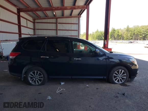2015 Nissan Pathfinder Platinum with VIN 5N1AR2MM4FC705406, listed as a IAAI auction lot 42886188 with 158,133 mi miles and . Bid and sale history available at DreamBid. Image 14.