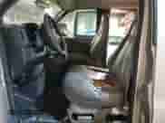 2004 Chevrolet Express Passenger с VIN 1GAHG35U941202467, выставлен на аукционе Copart как лот 81358814 с пробегом 93 370 миль миль и Чистый • Clean title. История ставок и продаж доступна на DreamBid. Изображение 7.
