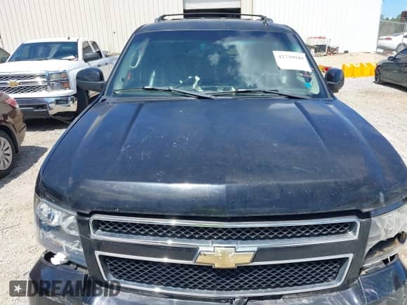 2008 Chevrolet Tahoe 1LT с VIN 1GNFC13098R125886, выставлен на аукционе IAAI как лот 42739949 с пробегом 181 034 миль миль и . История ставок и продаж доступна на DreamBid. Изображение 10.