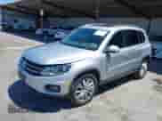 2016 Volkswagen Tiguan S z VIN WVGAV7AXXGW537679, wystawiony jako IAAI lot #42345024 z przebiegiem 92 229 mil mil oraz . Historia ofert i sprzedaży dostępna na DreamBid. Obrazek 17.