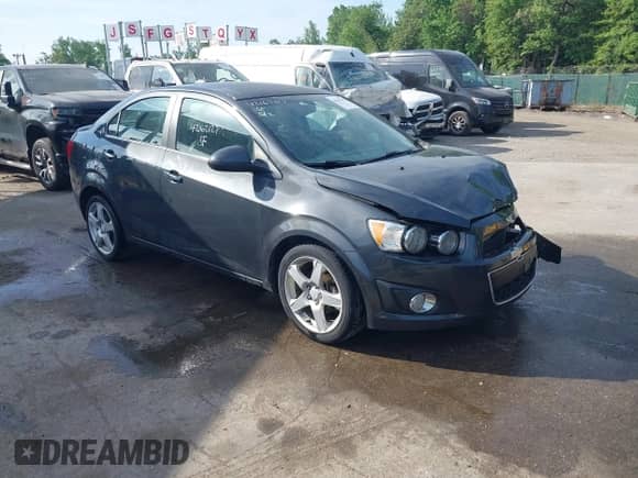2016 Chevrolet Sonic LTZ с VIN 1G1JE5SB9G4133949, выставлен на аукционе IAAI как лот 42162127 с пробегом 153 782 миль миль и . История ставок и продаж доступна на DreamBid. Изображение 1.